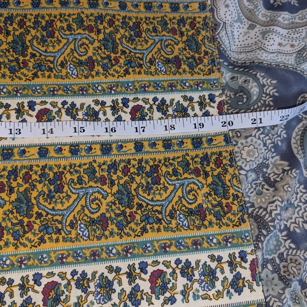 WIlliams Sonoma Blue and yellow floral placement set of 8